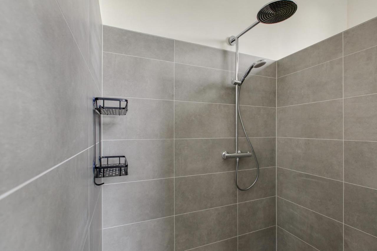 אלקמאר Romantische Stad Suite "Alora", Met Prive Parkeerplaats מראה חיצוני תמונה